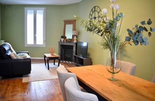 Bergerac House | Three-bedroom shop in the center of Bergerac
