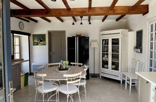 Juillac-le-Coq House | Traditional Charentais villa near Cognac, with private heated pool and garden