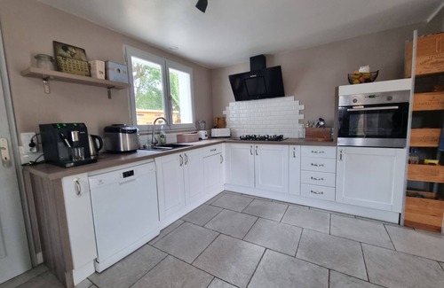 Messanges House | Vacances en Famille à L'orée de la Forêt Boucalaise. Maison à 800m du Centre