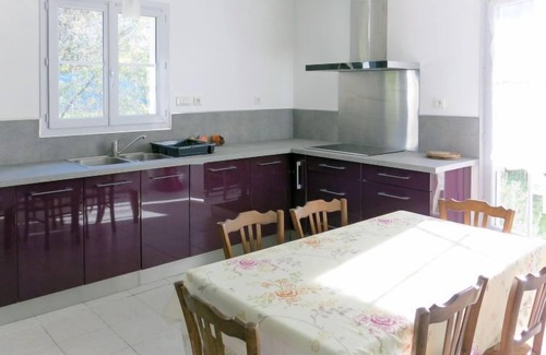 Saint-Pierre-d'Oleron House | Vacation home La Menounière (IDO141) in Ile d'Oléron - 6 persons, 3 bedrooms