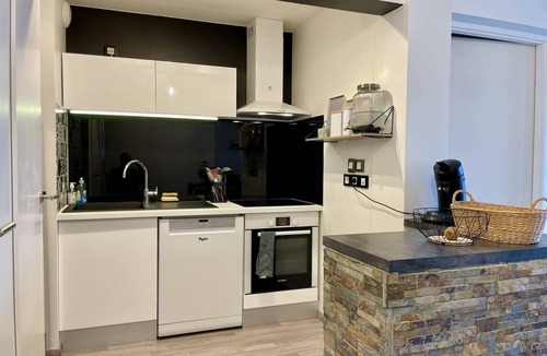La Rochelle Apartment | À 5 min du centre et plage, confort garanti
