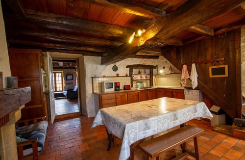 Saint-Front-la-Riviere House | 100 m² Gîte ∙ 2 bedrooms ∙ 6 guests