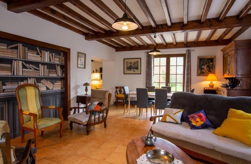 Saint-Front-la-Riviere House | 100 m² Gîte ∙ 3 bedrooms ∙ 6 guests