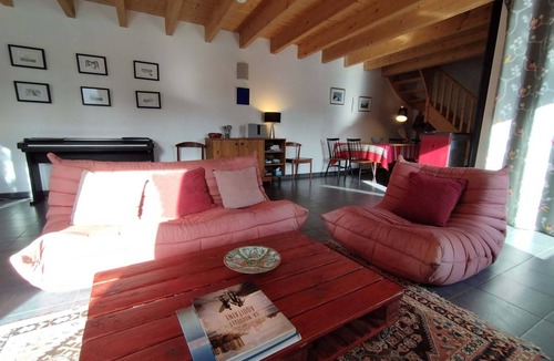 Cheray House | 100 m² House ∙ 3 bedrooms ∙ 6 guests