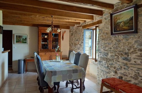 Allassac House | 100 m² Gîte ∙ 2 bedrooms ∙ 4 guests
