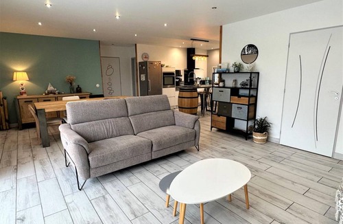Leon House | 100 m² Gîte ∙ 3 bedrooms ∙ 6 guests
