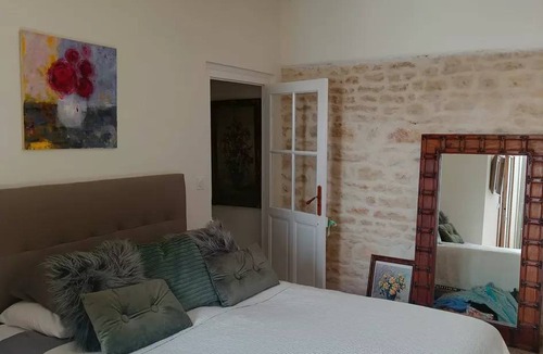 Champagne-Mouton House | 100 m² House ∙ 2 bedrooms ∙ 5 guests