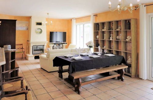 Saint-Germain-dEsteuil House | 100 m² House ∙ 1 bedroom ∙ 6 guests
