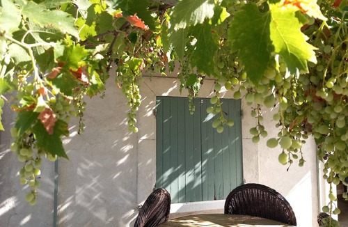 Violes House | 100 m² House ∙ 2 bedrooms ∙ 4 guests