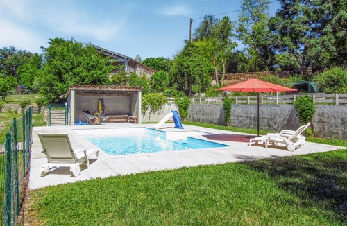 Saint-Salvy House | 100 m² House ∙ 2 bedrooms ∙ 4 guests