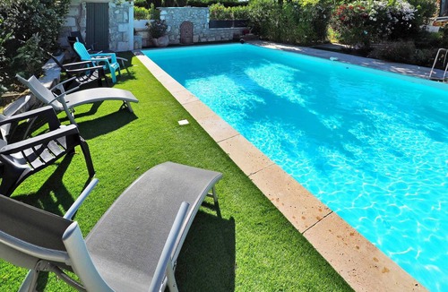 Eyragues House | 100 m² House ∙ 3 bedrooms ∙ 6 guests