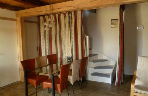 Serandon House | 100 m² House ∙ 3 bedrooms ∙ 5 guests