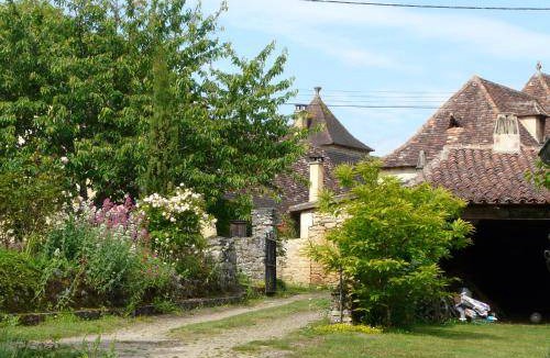 Sainte-Alvere House | 100 m² House ∙ 4 bedrooms ∙ 8 guests