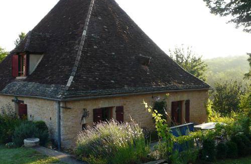 Sainte-Alvere House | 100 m² House ∙ 4 bedrooms ∙ 8 guests