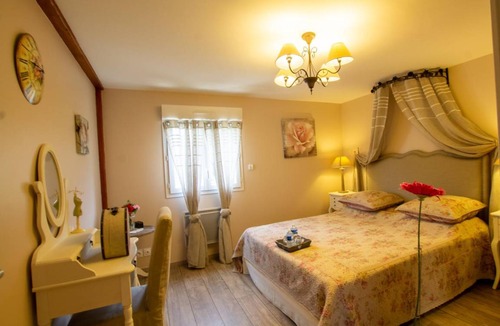 Saint-Germain-et-Mons House | 105 m² Gîte ∙ 3 bedrooms ∙ 6 guests