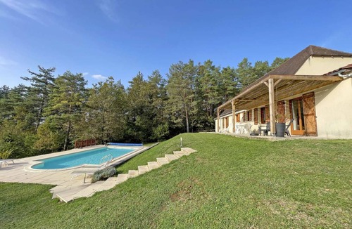 Tursac House | 105 m² House ∙ 4 bedrooms ∙ 6 guests