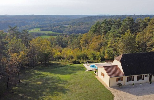 Tursac House | 105 m² House ∙ 4 bedrooms ∙ 6 guests