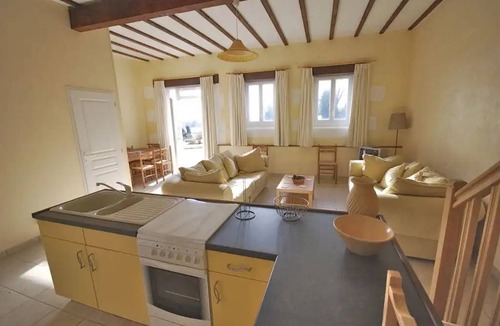 Neuvicq House | 108 m² House ∙ 4 bedrooms ∙ 8 guests