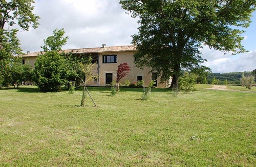 Magnac-Lavalette-Villars Cottage | 115 m² Cabin ∙ 4 bedrooms ∙ 8 guests