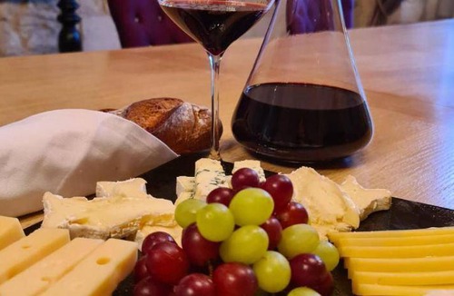 Saint-Jean-de-Blaignac Bed & Breakfast | 110 m² Bed and breakfast ∙ 2 bedrooms ∙ 7 guests