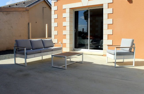 Saint-Jean-de-Sauves House | 110 m² House ∙ 3 bedrooms ∙ 6 guests