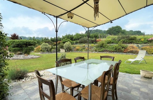 Monein House | 110 m² Gîte ∙ 2 bedrooms ∙ 5 guests