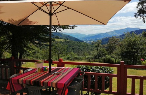 Osses House | 110 m² Gîte ∙ 2 bedrooms ∙ 5 guests