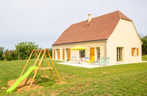 Sainte-Orse House | 110 m² Gîte ∙ 3 bedrooms ∙ 6 guests