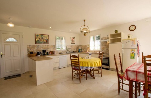 Sainte-Orse House | 110 m² Gîte ∙ 3 bedrooms ∙ 6 guests