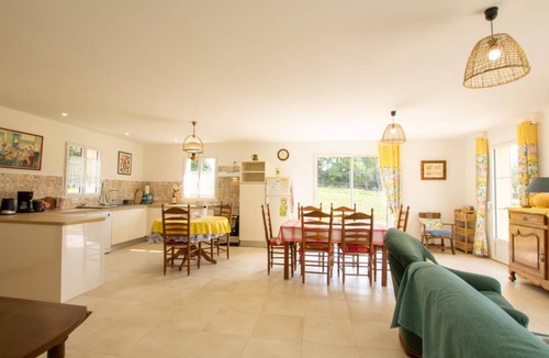 Sainte-Orse House | 110 m² Gîte ∙ 3 bedrooms ∙ 6 guests