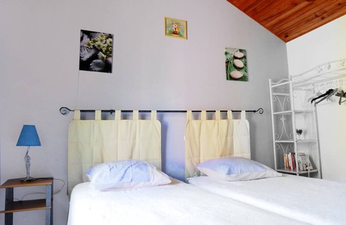 Condeon House | 110 m² House ∙ 3 bedrooms ∙ 6 guests