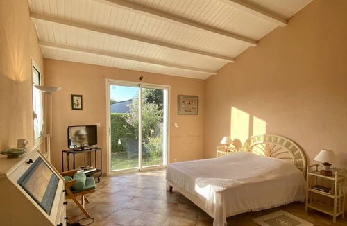 Ars-en-Re House | 110 m² House ∙ 4 bedrooms ∙ 8 guests