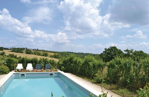 La Chapelle-Saint-Jean House | 111 m² House ∙ 3 bedrooms ∙ 6 guests