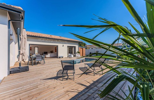 Biganos Villa | 112 m² Villa ∙ 3 bedrooms ∙ 6 guests