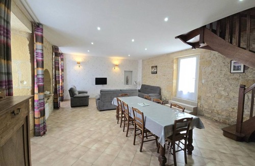 Domme House | 115 m² Gîte ∙ 4 bedrooms ∙ 8 guests
