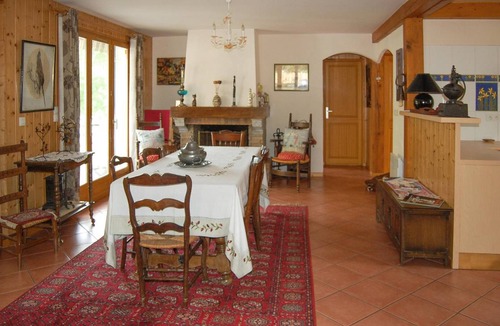 Castet House | 115 m² House ∙ 4 bedrooms ∙ 8 guests