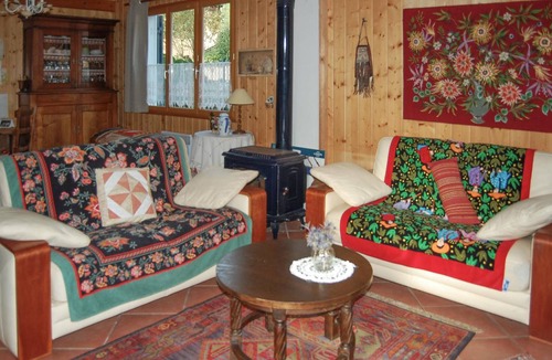 Castet House | 115 m² House ∙ 4 bedrooms ∙ 8 guests