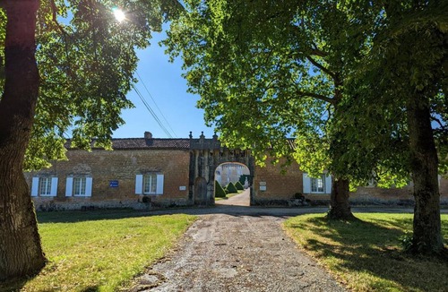 Cherves-Richemont Cottage | 118 m² Cabin ∙ 3 bedrooms ∙ 6 guests