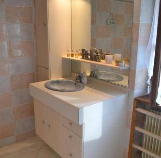 Montbron Bed & Breakfast | 12 m² Bed and breakfast ∙ 2 guests
