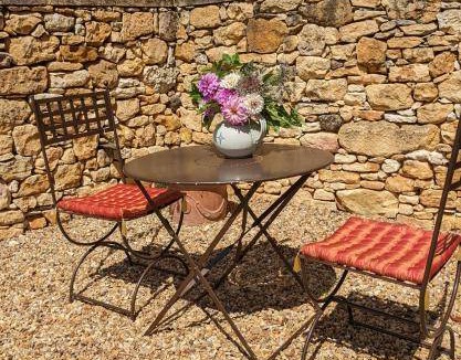 Meyrals Bed & Breakfast | 12 m² Bed and breakfast ∙ 2 guests