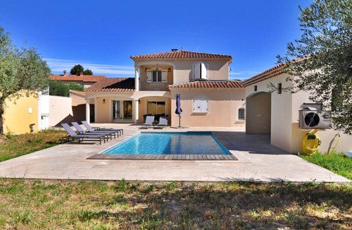 Chateauneuf-de-Gadagne House | 120 m² House ∙ 3 bedrooms ∙ 5 guests