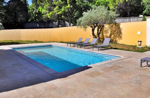 Chateauneuf-de-Gadagne House | 120 m² House ∙ 3 bedrooms ∙ 5 guests