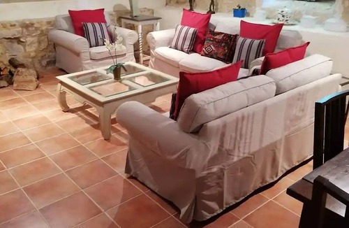 Saint-Front-la-Riviere House | 120 m² House ∙ 2 bedrooms ∙ 4 guests