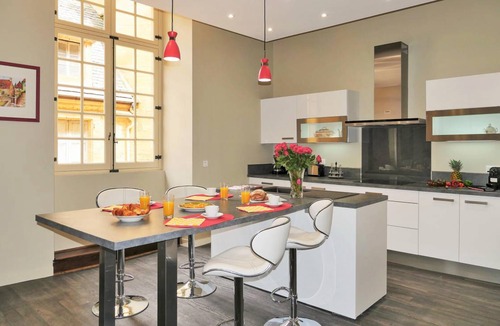 Sarlat-la-Caneda Historic Center Apartment | 120 m² Apartment ∙ 2 bedrooms ∙ 4 guests