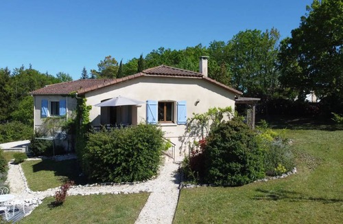 Beaumont-du-Perigord House | 120 m² House ∙ 4 bedrooms ∙ 7 guests