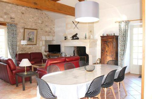 Saint-Pierre-de-Cole House | 120 m² House ∙ 4 bedrooms ∙ 8 guests