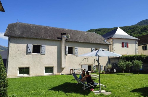 Larrau House | 120 m² Gîte ∙ 3 bedrooms ∙ 6 guests