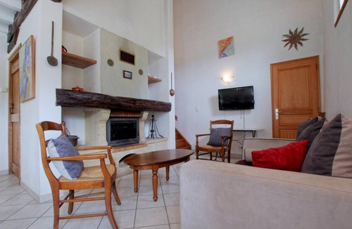 Urcuit House | 120 m² Gîte ∙ 4 bedrooms ∙ 10 guests