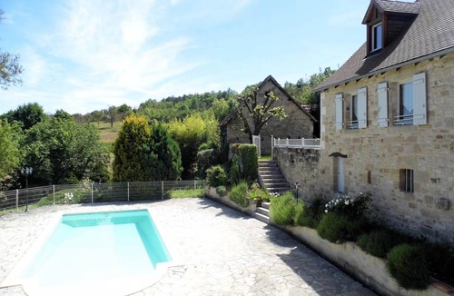 Meyssac House | 120 m² Gîte ∙ 6 bedrooms ∙ 12 guests