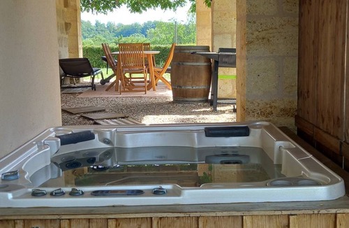 Gauriac House | 120 m² House ∙ 2 bedrooms ∙ 4 guests